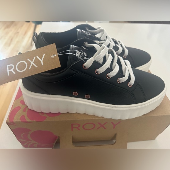 Roxy slip on. Platform sneakers brand new! - Picture 4 of 7